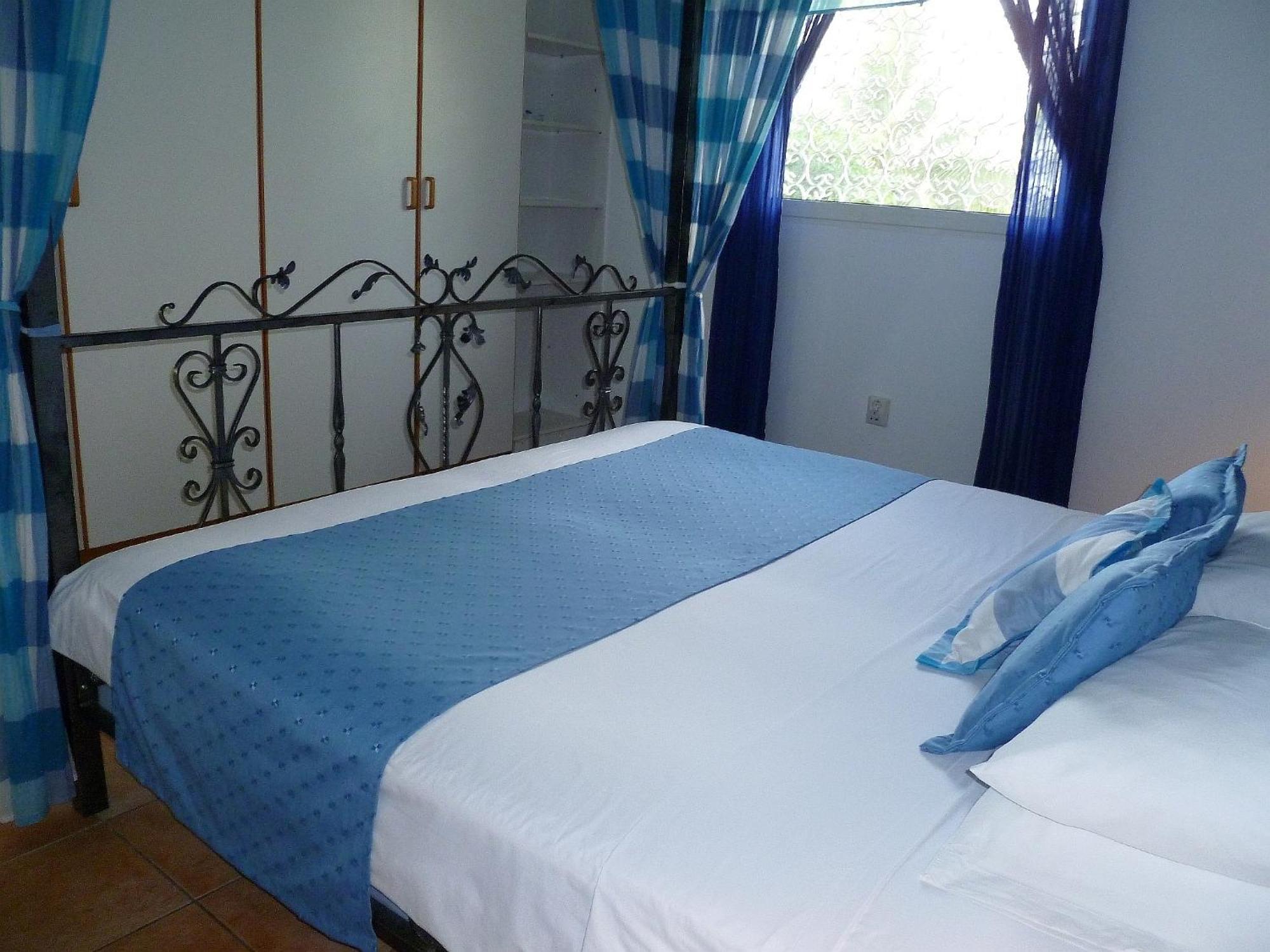 Méro Caribbean Sea View Holiday Apartments חדר תמונה