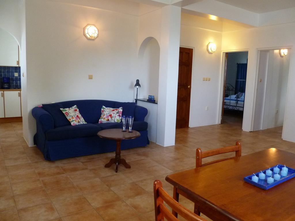 Méro Caribbean Sea View Holiday Apartments חדר תמונה